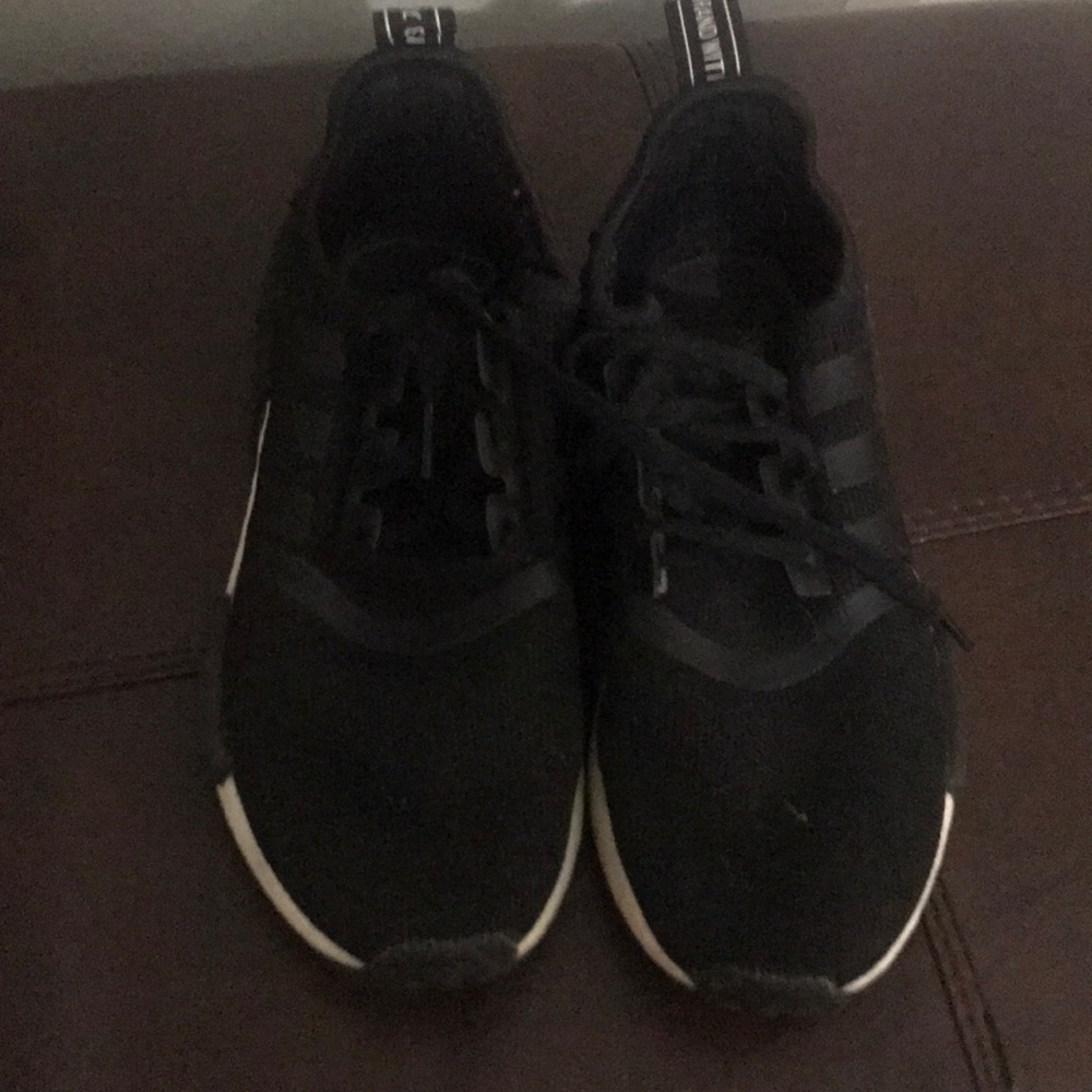 Shoes !!! - Picture 2 of 3